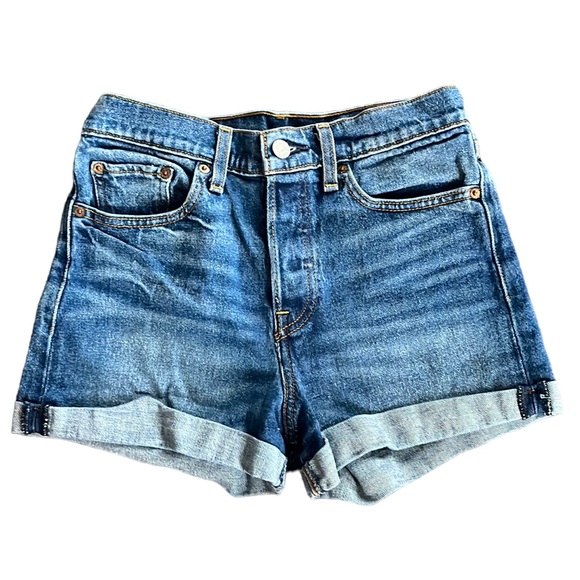 Levi’s denim buttonfly shorts - Picture 1 of 6